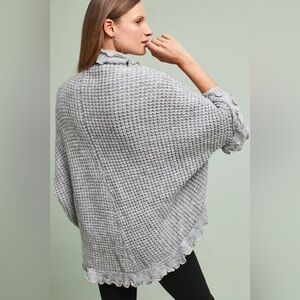 {S} Moth Anthropologie Gray Knit Sweater Poncho Caridgan